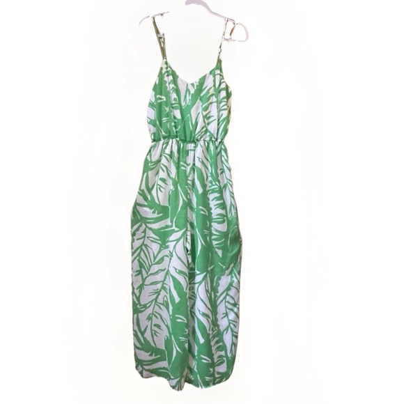 Lilly Pulitzer for Target Palm Leaf  Jumpsuit Medium 20th Anniversary Stained - Picture 1 of 14